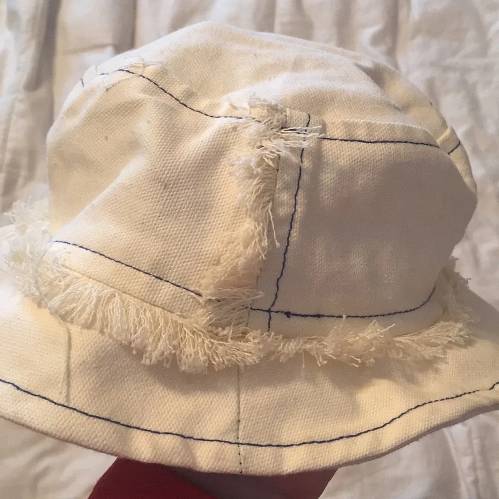 Canvas Fisherman’s Bucket Hat